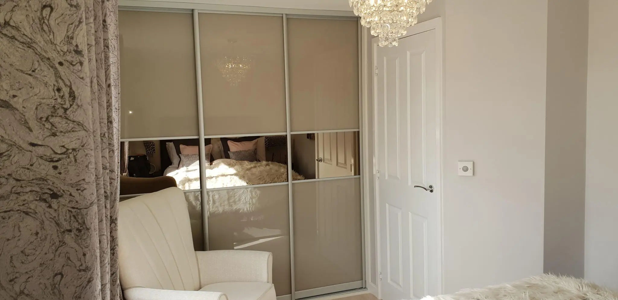 Sliding door wardrobe