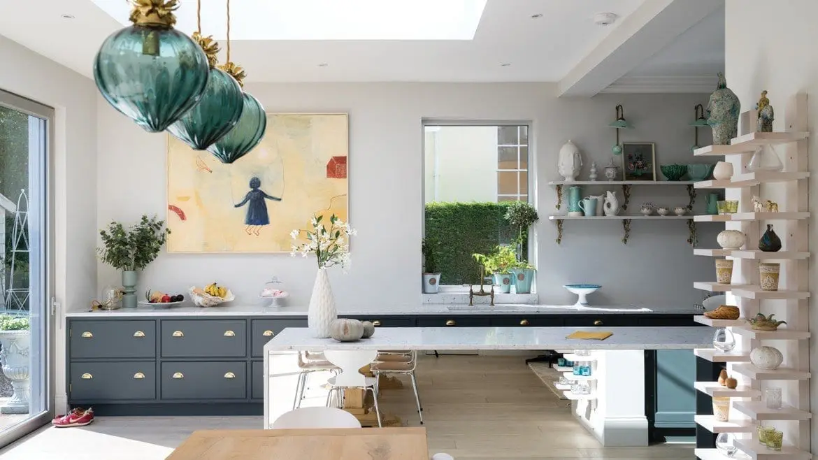 Custom made Farrow and Ball hand painted kitchens. Custom made Farrow and Ball hand painted kitchens.