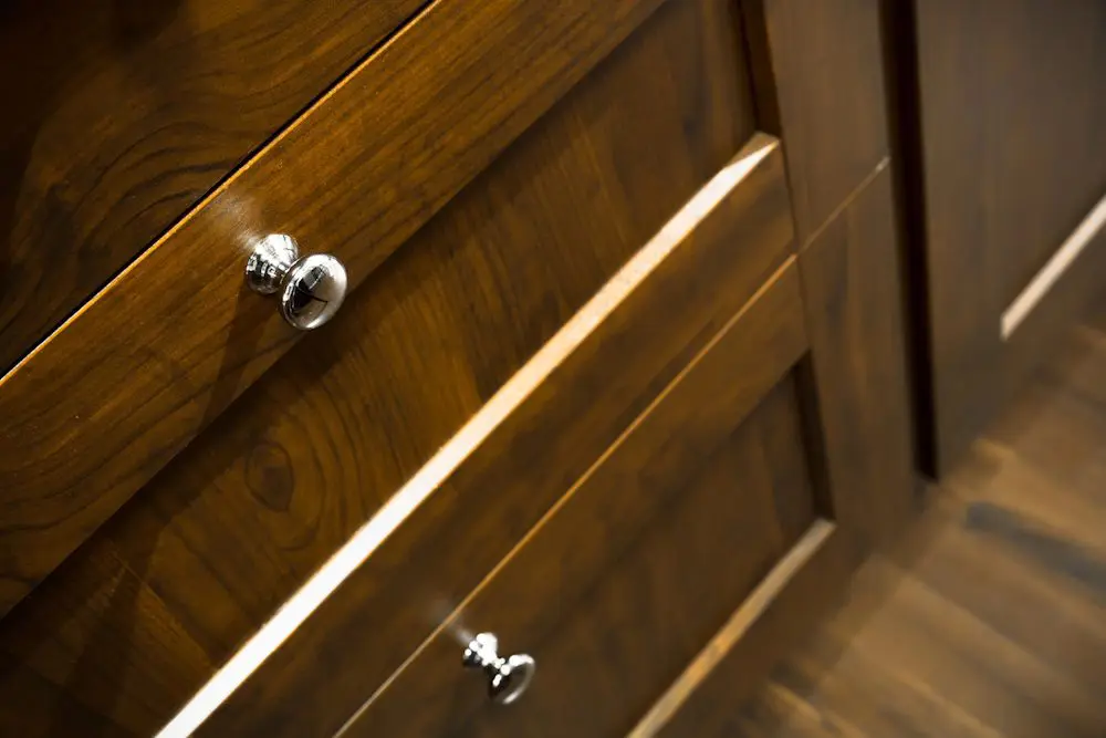 Bespoke fitted wardrobe drawer – JS DECO Wakefield Solid wood bespoke fitted wardrobe drawer detail – handcrafted wardrobes Wakefield West Yorkshire UK