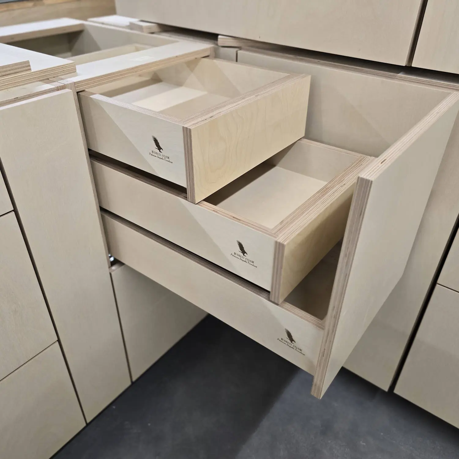 Bespoke kitchen cabinet with internall drawers