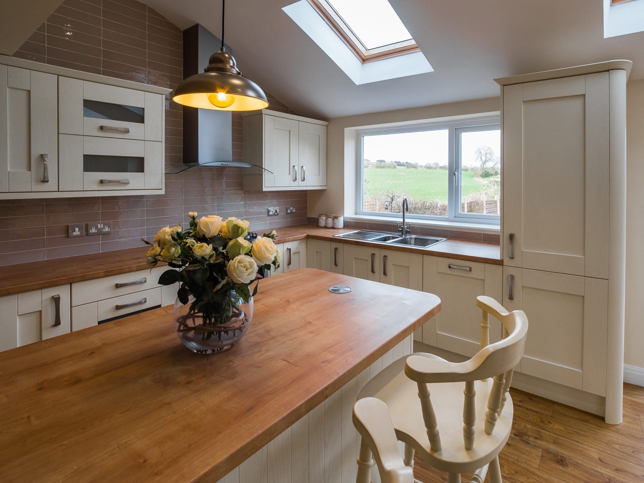 Classic style kitchen with wooden accents.