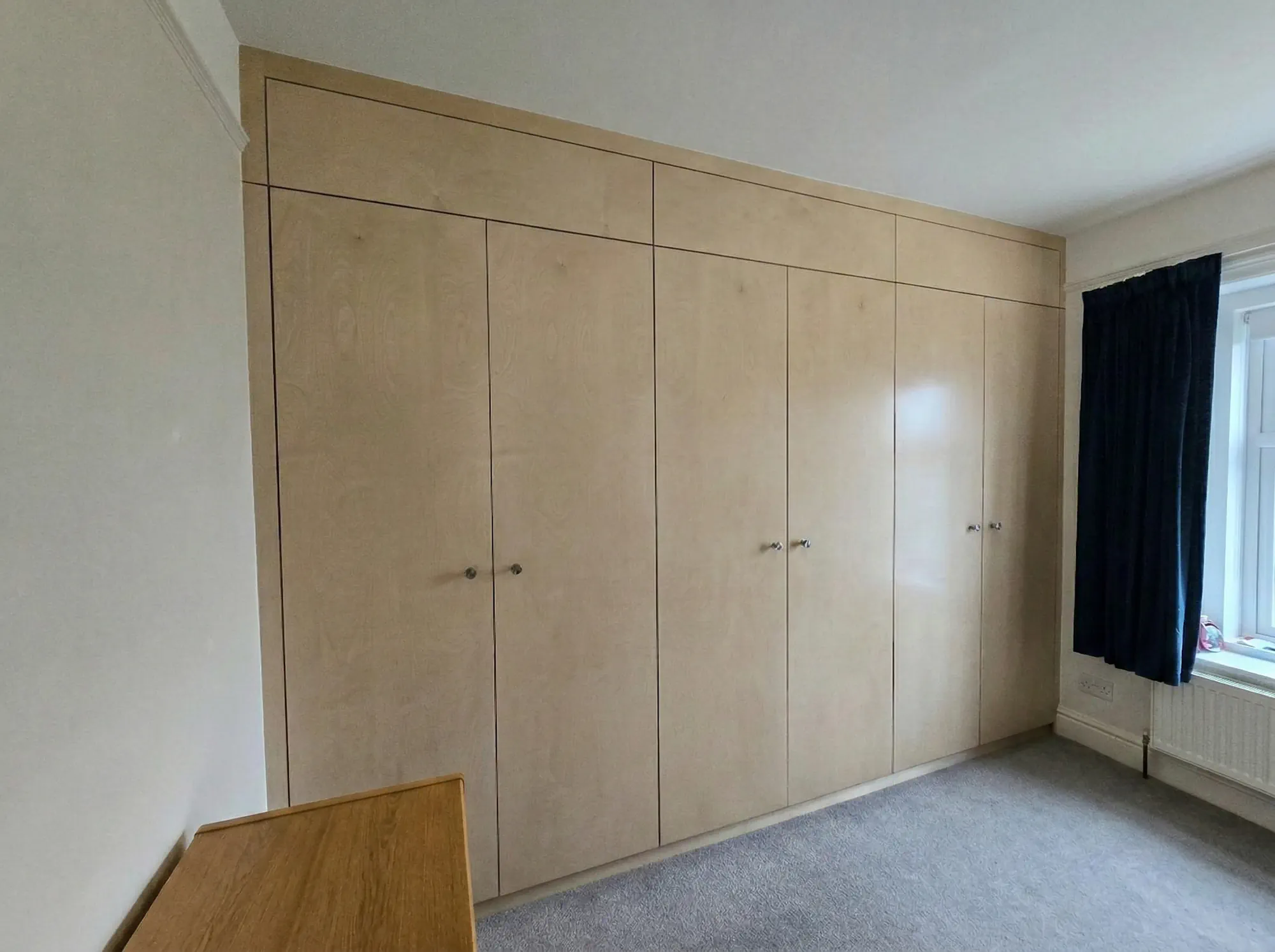 Large 2.8m high wardrobe fully made of 18mm birch plywood.