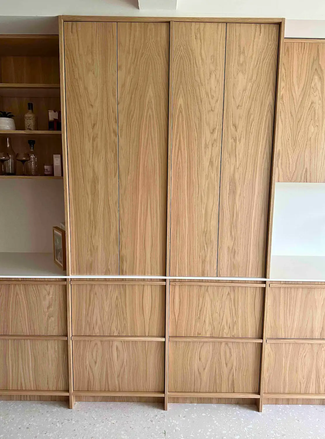 Breakfast cabinet with bifold pocket doors Breakfast cabinet with bifold pocket doors in bespoke oak kitchen in Leeds